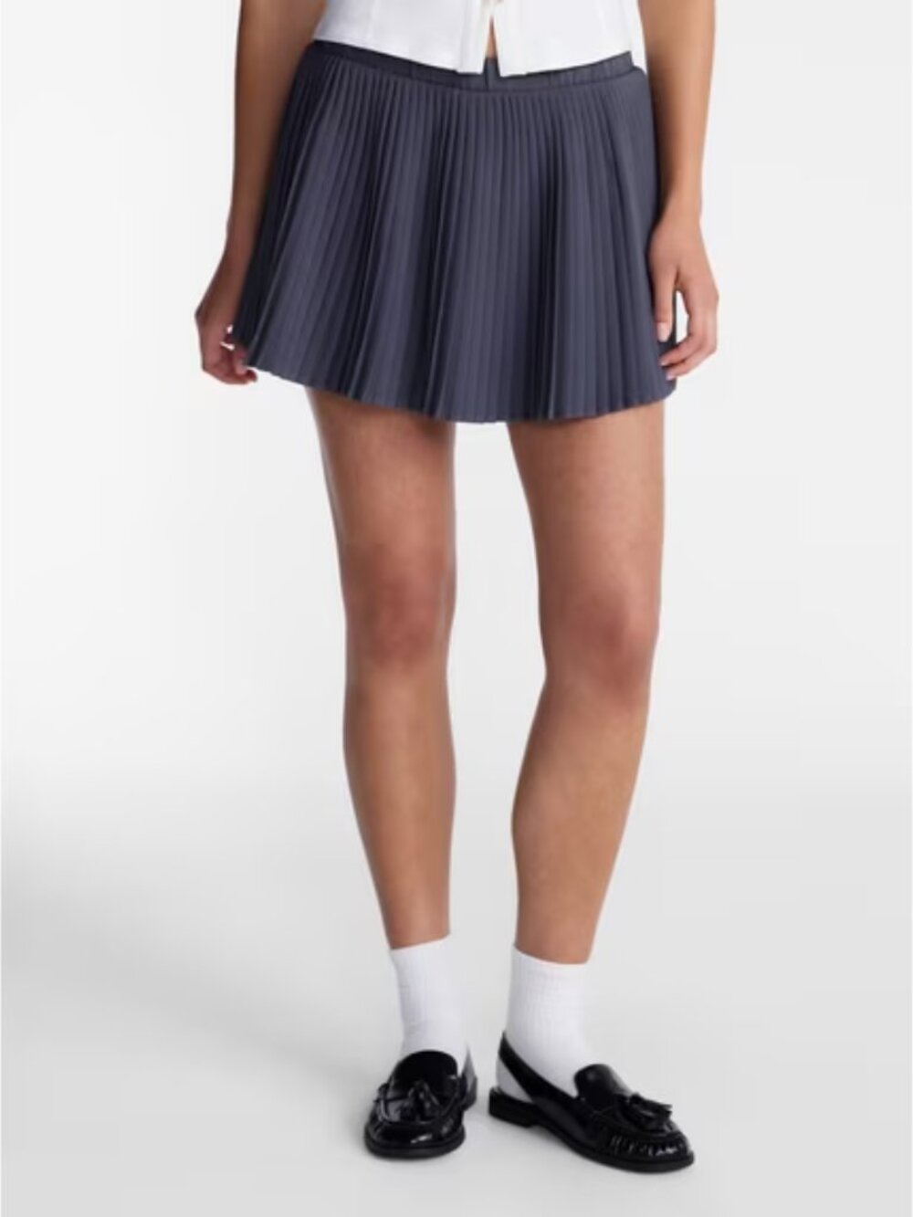 No Boundaries Pleated Mini Skirt Size XXS
